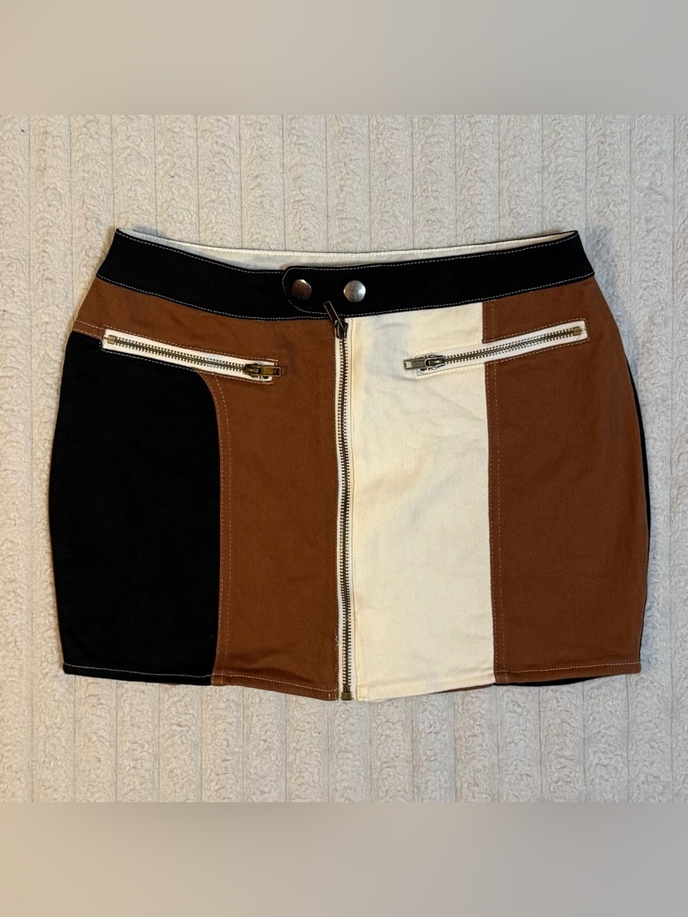 Colorblock Denim Style Mini Skirt Y2K Black, Brown, Cream With Zip Front